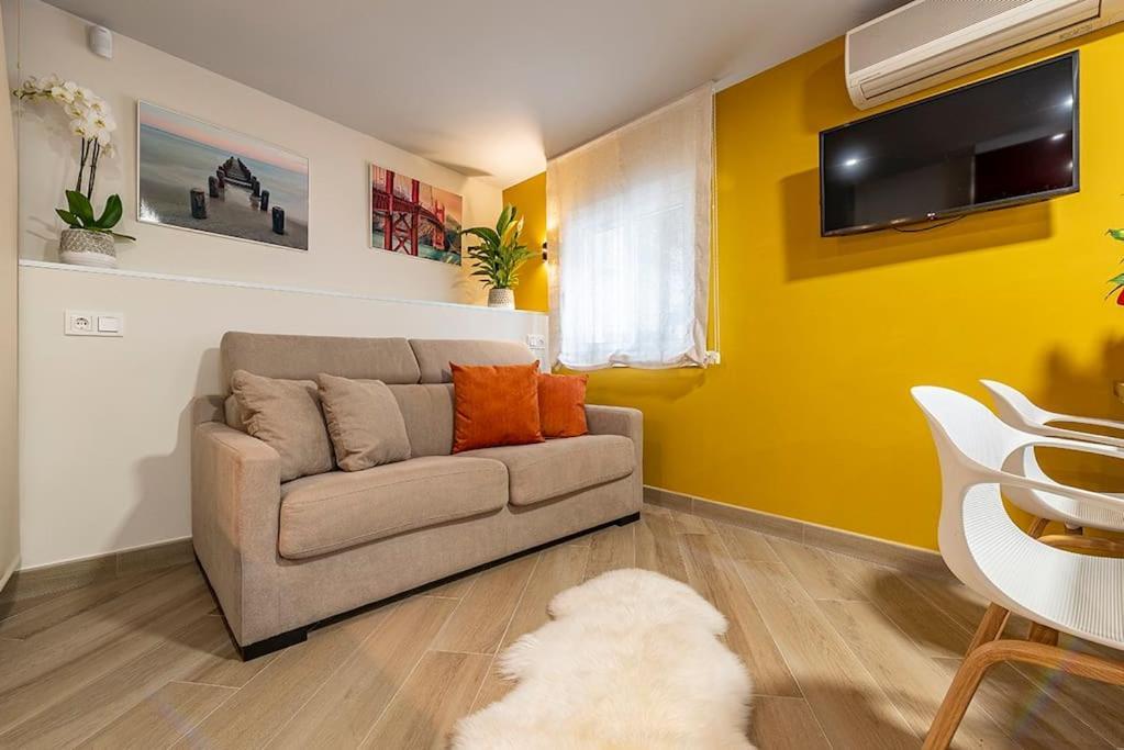 Appartement Lusso E Relax Con Piscina A 2 Minuti Dal Mare à Miami Playa Extérieur photo